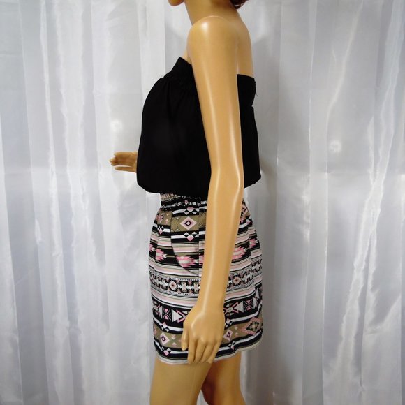 Speed Control Strapless Romper - Picture 3 of 10